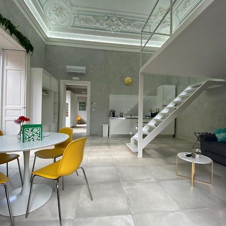 Superior Apartment Катания Екстериор снимка