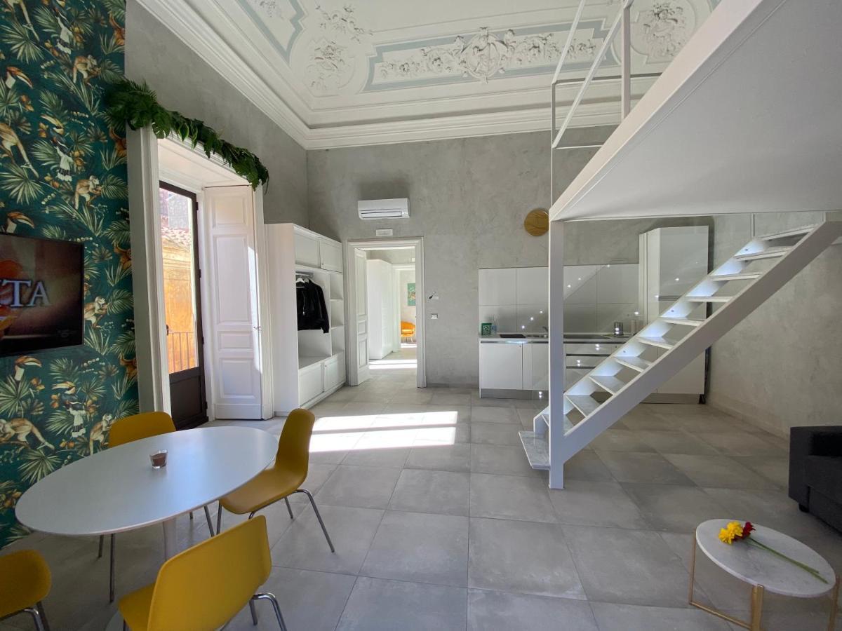 Superior Apartment Катания Екстериор снимка