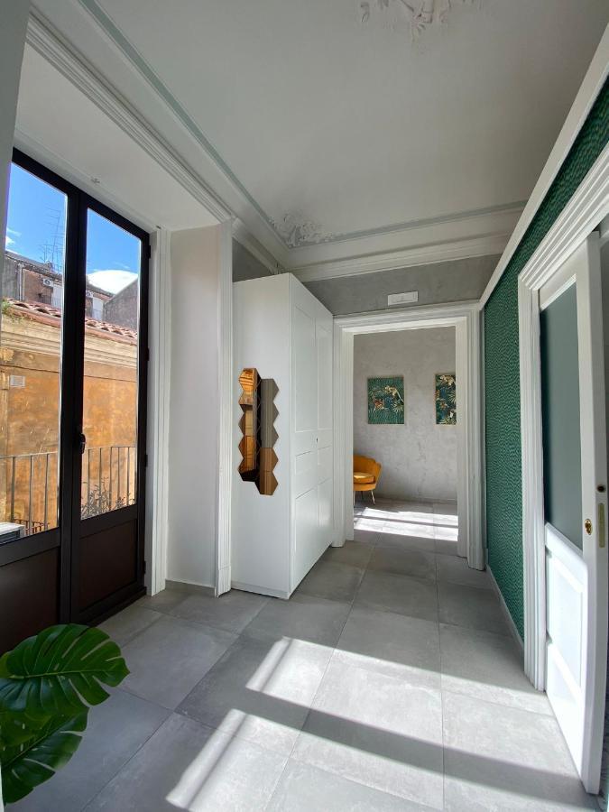 Superior Apartment Катания Екстериор снимка