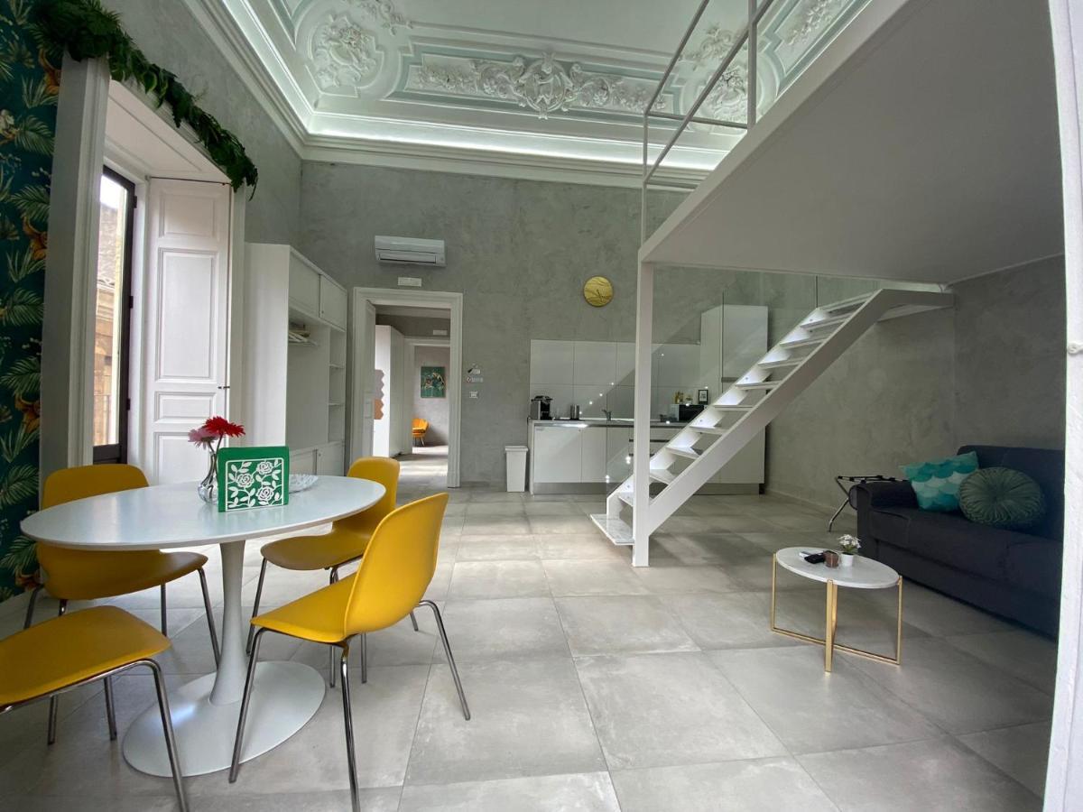 Superior Apartment Катания Екстериор снимка
